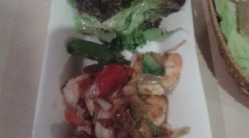 Catering Salat mit frischem Fisch Bei Christian