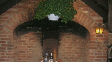 Restaurant Grill im Außenbereich des Restaurants Bei Christian